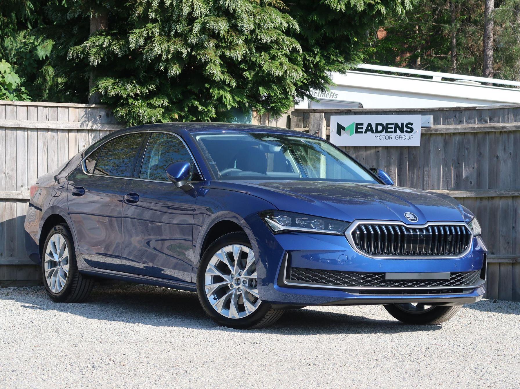  Skoda Superb Hatchback